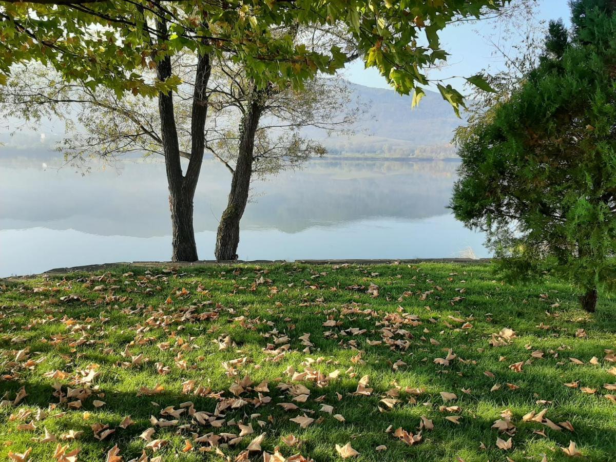 Studio- Apartament Lake View Pravets Golf Resort Екстер'єр фото